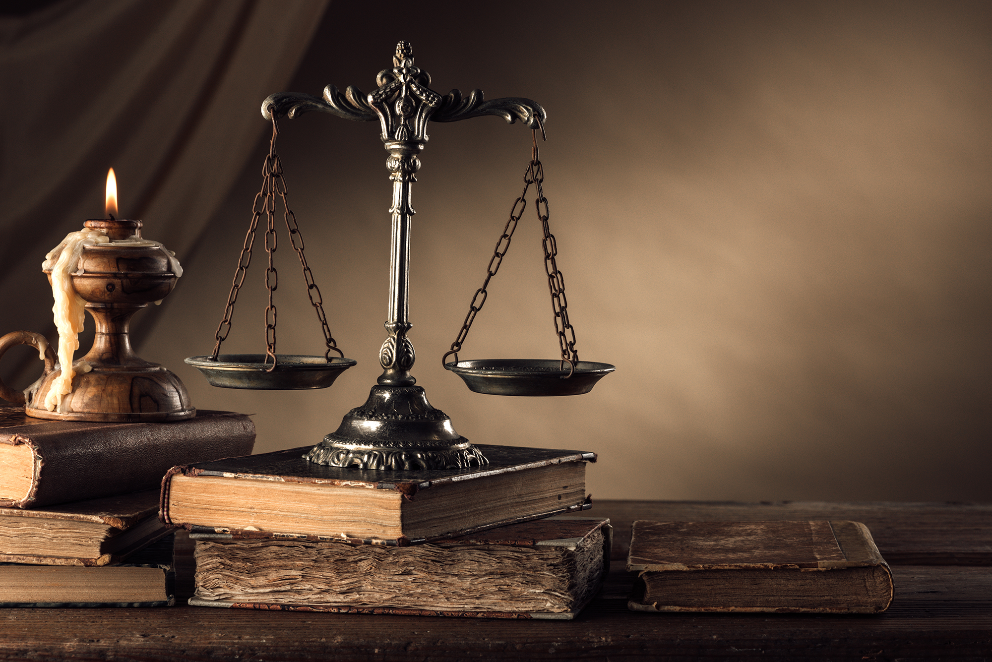 Balança direito criminal